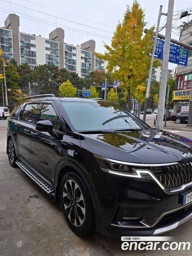 Kia Carnival Gasoline 7-Seater Signature — пробег 15 000 км — фото 3 из 5