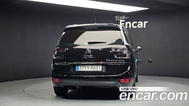 Citroen-DS C4 SpaceTourer из Кореи Encar