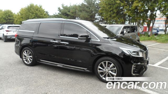 Kia Carnival из Кореи Encar