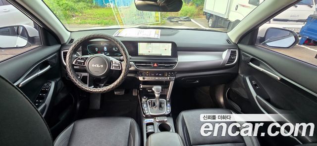 Kia Seltos из Кореи Encar