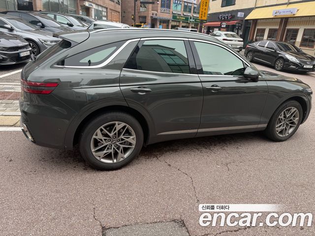 Genesis GV70 2.5T Gasoline 2WD — пробег 27 000 км — фото 2 из 5