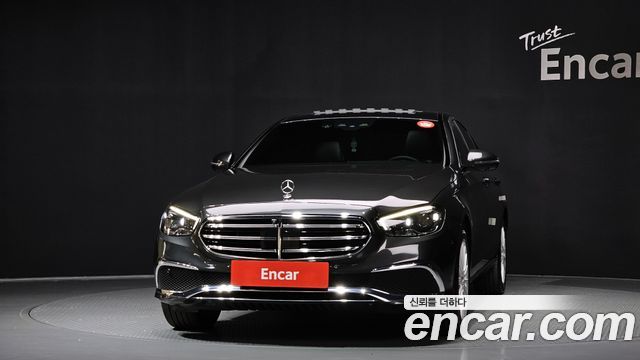 Mercedes-Benz E-Class E220d 4MATIC Exclusive — пробег 56 699 км — фото 3 из 5