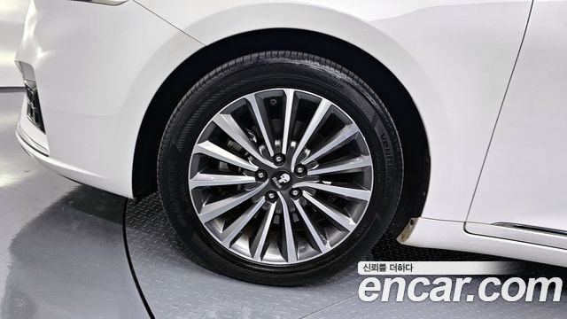 Kia K7 из Кореи Encar