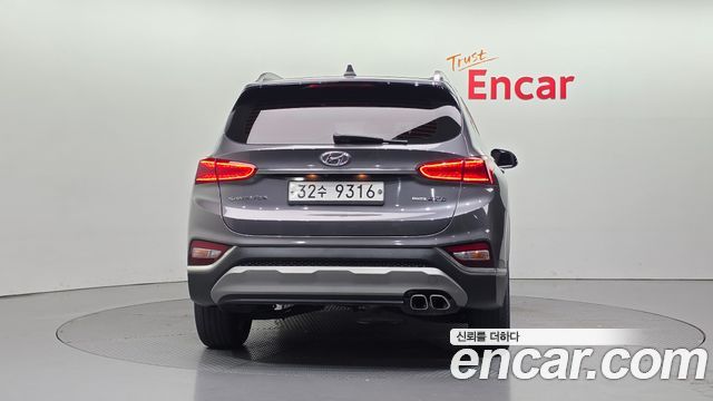 Hyundai Santafe Diesel 2.2 4WD Prestige — пробег 123 221 км — фото 4 из 5