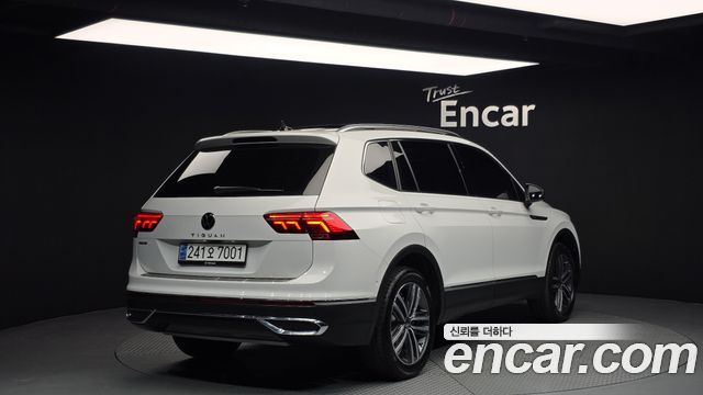 Volkswagen Tiguan 2.0 TSI Prestige — пробег 53 040 км — фото 2 из 5