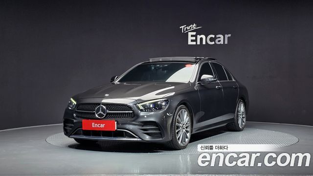 Mercedes-Benz E-Class E350 4MATIC AMG Line Edition — пробег 75 157 км — фото 1 из 5