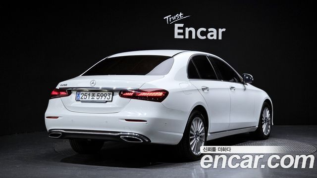 Mercedes-Benz E-Class из Кореи Encar