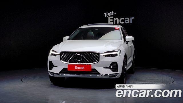 Volvo XC60 B5 Ultra Bright — пробег 873 км — фото 3 из 5