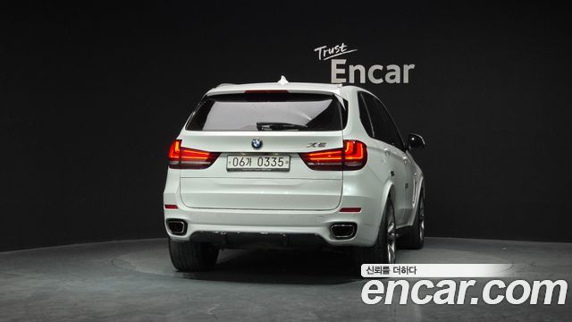 BMW X5 xDrive 40d — пробег 97 814 км — фото 4 из 5