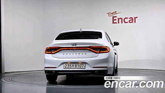 Hyundai Grandeur из Кореи Encar