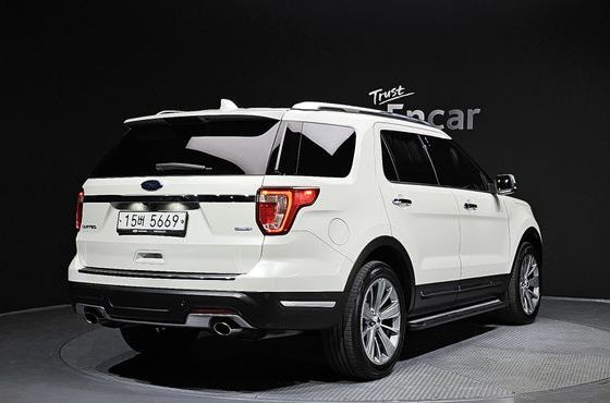 Ford Explorer 2.3 Limited 4WD 5th — пробег 83 775 км — фото 2 из 5