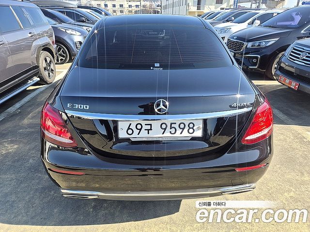 Mercedes-Benz E-Class из Кореи Encar