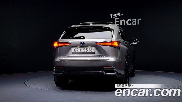 Lexus NX из Кореи Encar