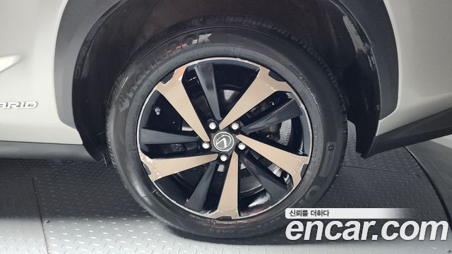 Lexus NX из Кореи Encar