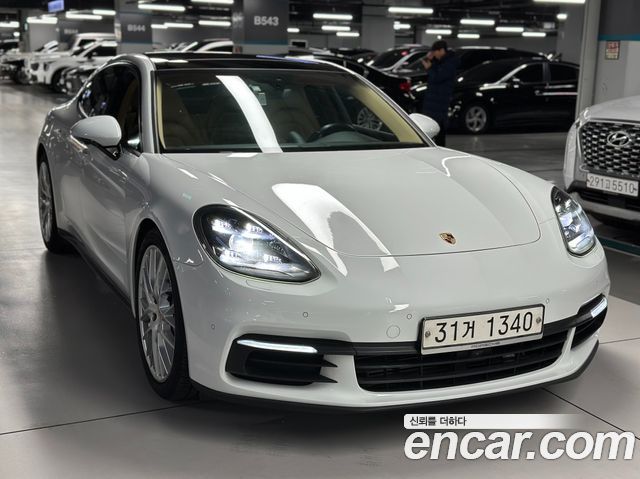 Porsche Panamera 3.0 AWD — пробег 179 565 км — фото 2 из 5