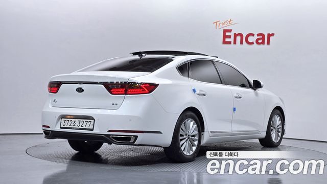 Kia K7 из Кореи Encar