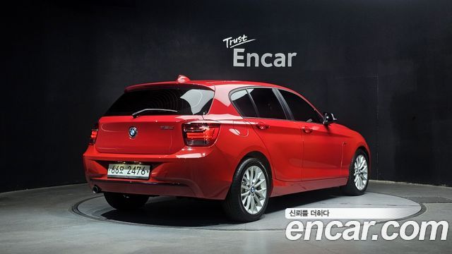 BMW 1-Series 118d Sport 5Door — пробег 61 040 км — фото 2 из 5