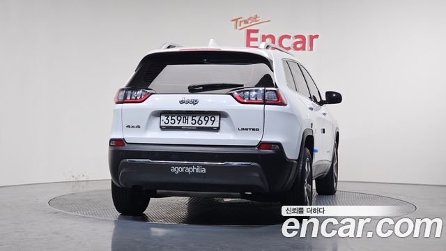 Jeep Cherokee из Кореи Encar