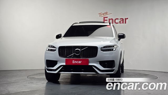 Volvo XC90 T8 R-Design Hybrid — пробег 78 037 км — фото 3 из 5