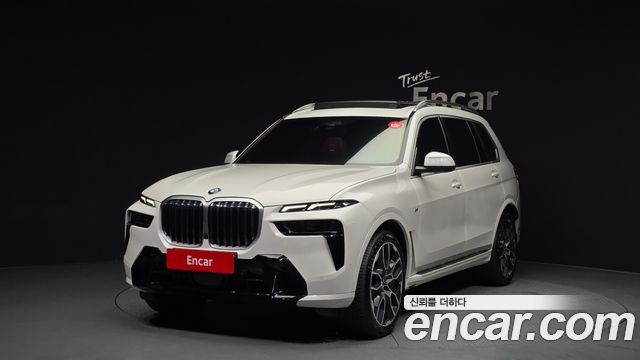BMW X7 xDrive 40i M Sport 6STR — пробег 8 331 км — фото 1 из 5