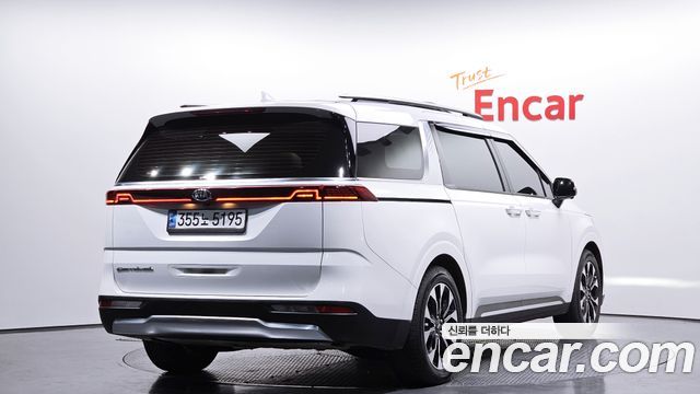 Kia Carnival Diesel 9-Seater Signature — пробег 147 797 км — фото 2 из 5