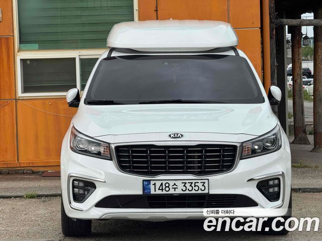 Kia Carnival 9-Seater Hi-Limousine Prestige Hiroof — пробег 153 593 км — фото 2 из 5
