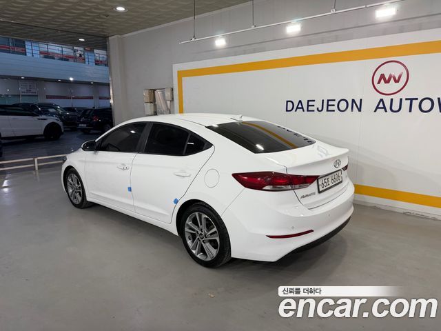 Hyundai AVANTE из Кореи Encar