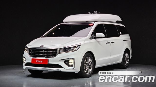 Kia Carnival 7-Seater Hi-Limousine President — пробег 133 358 км — фото 1 из 5