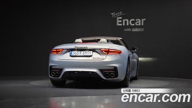 Maserati Gran Cabrio из Кореи Encar