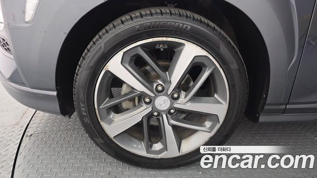 Hyundai Kona из Кореи Encar