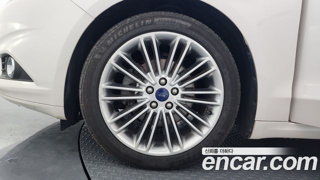 Ford Fusion из Кореи Encar