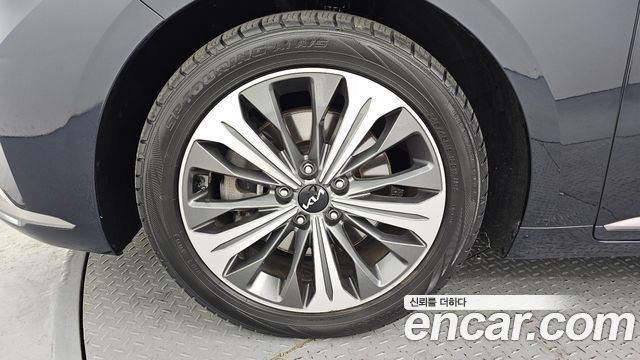Kia K8 из Кореи Encar