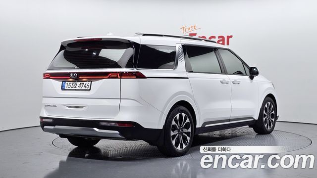 Kia Carnival из Кореи Encar