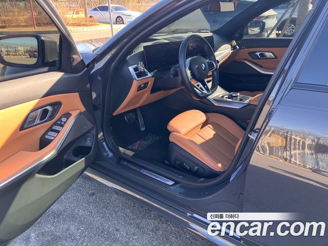 BMW 3-Series 320i M Sport — пробег 22 800 км — фото 5 из 5