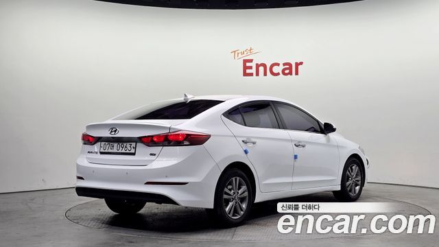Hyundai AVANTE из Кореи Encar