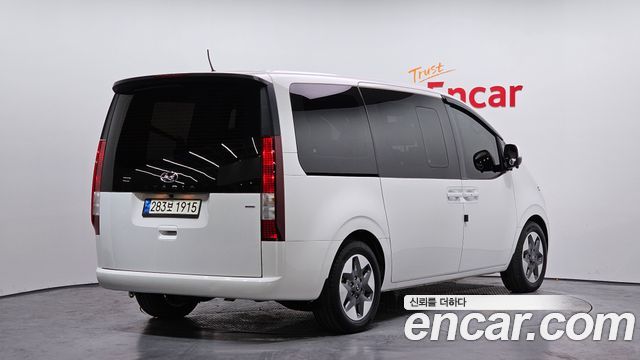 Hyundai Staria из Кореи Encar