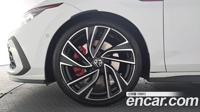 Volkswagen Golf из Кореи Encar