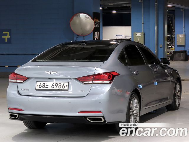 Hyundai Genesis из Кореи Encar