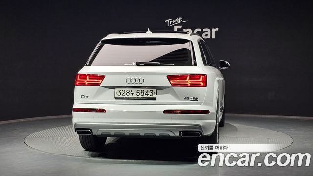 Audi Q7 из Кореи Encar