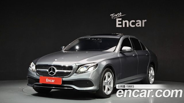 Mercedes-Benz E-Class E220d Avantgarde — пробег 58 492 км — фото 1 из 5