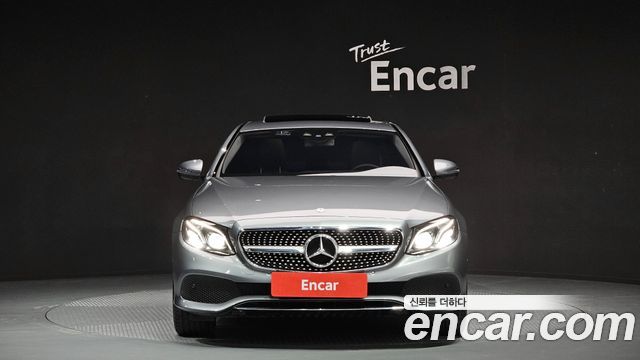 Mercedes-Benz E-Class E220d Avantgarde — пробег 58 492 км — фото 3 из 5