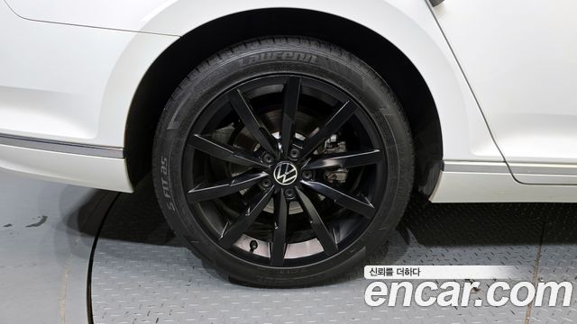 Volkswagen Passat из Кореи Encar