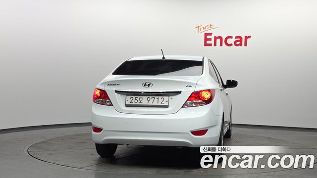 Hyundai Accent из Кореи Encar