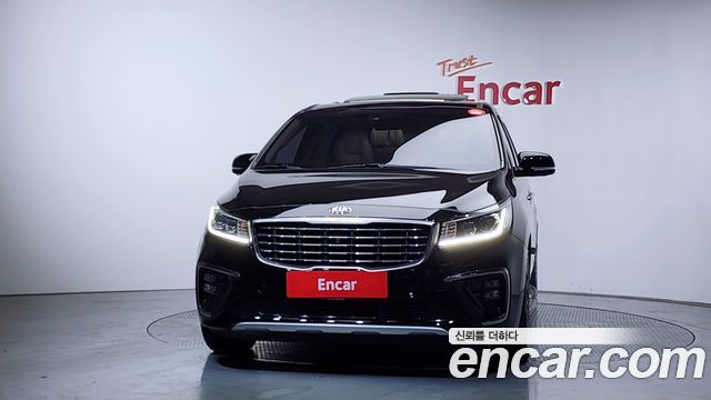 Kia Carnival из Кореи Encar