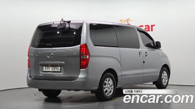 Hyundai Starex 3-Seater VAN CVX Luxury — пробег 185 543 км — фото 2 из 5