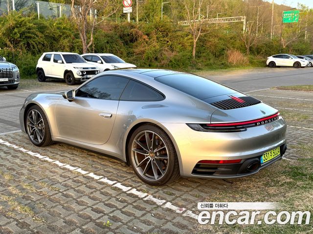Porsche 911 Carrera 4 — пробег 19 000 км — фото 4 из 5