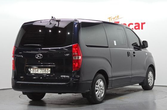 Hyundai Starex Van 5-Seater Modern — пробег 92 493 км — фото 2 из 5