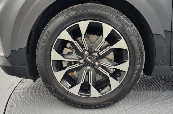 Kia Carnival Diesel 9-Seater Signature — пробег 39 568 км — фото 5 из 5