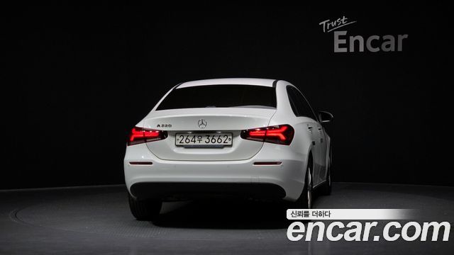 Mercedes-Benz A-Class из Кореи Encar