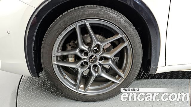 Infiniti Q30 из Кореи Encar